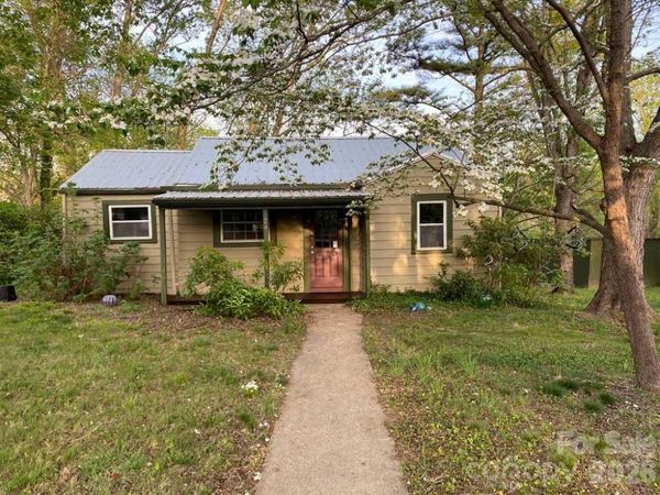 24 Ridge Avenue, Asheville, NC 28803