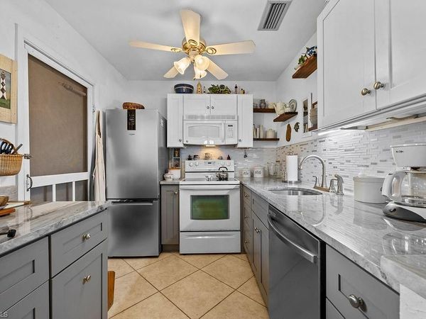1409 Tropic TER, NORTH FORT MYERS, FL 33903