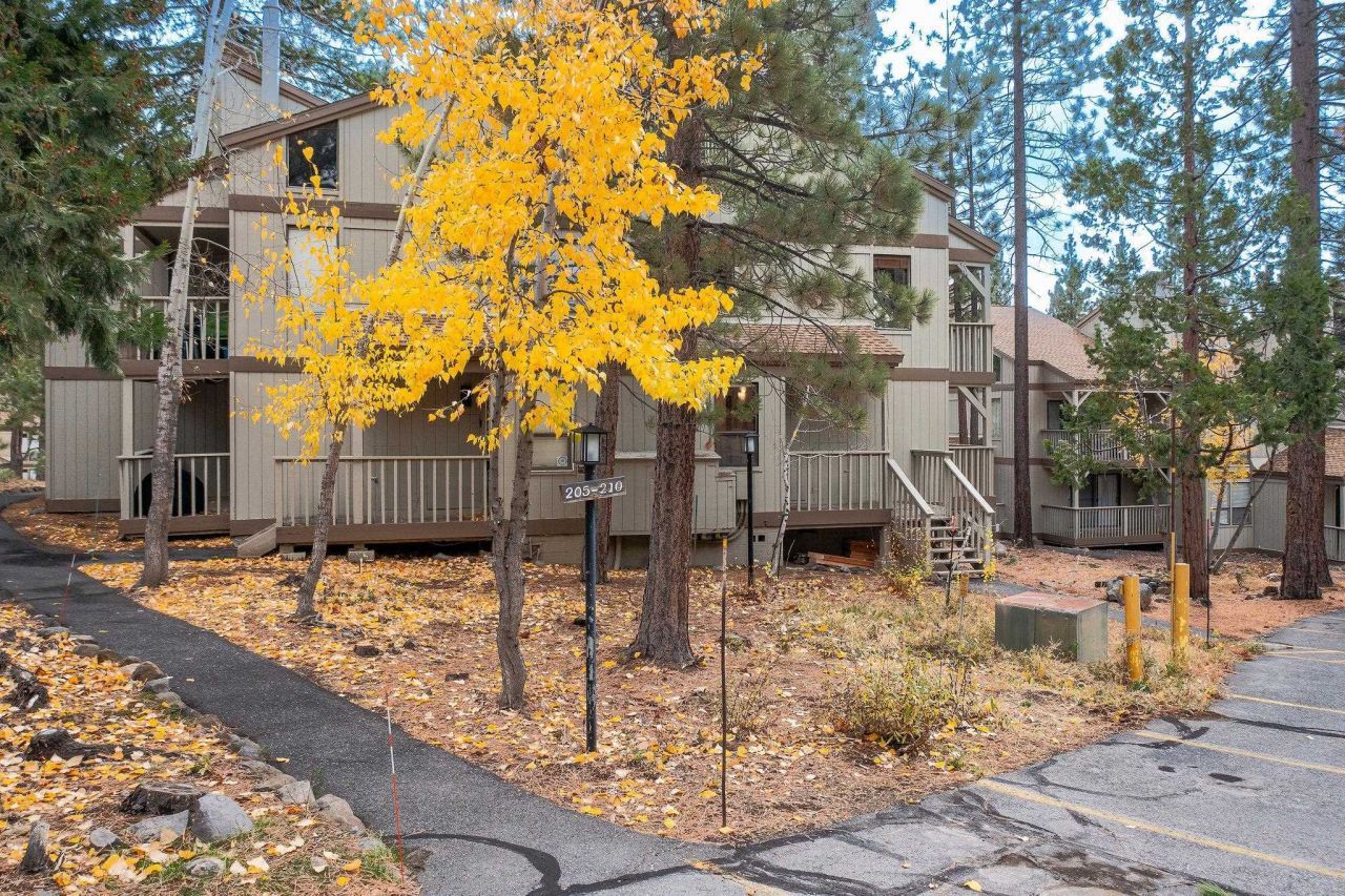 1001 Commonwealth Drive, Kings Beach, CA 96143 Photo