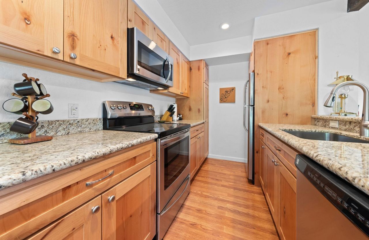 1001 Commonwealth Drive, Kings Beach, CA 96143 Photo