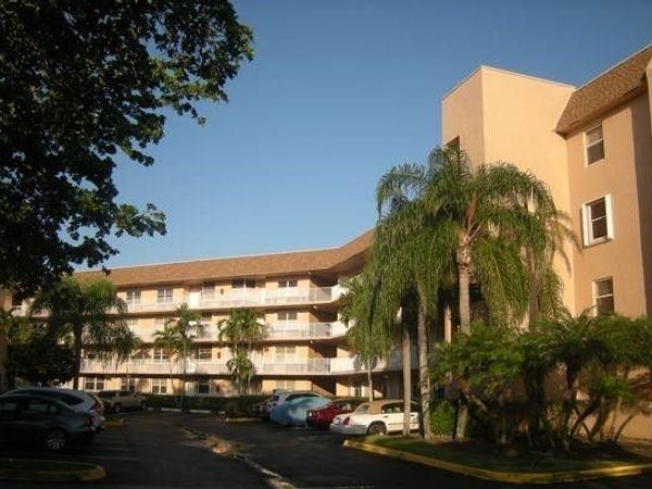 2521 NW 104th Avenue, Unit 402, Sunrise, FL 33322