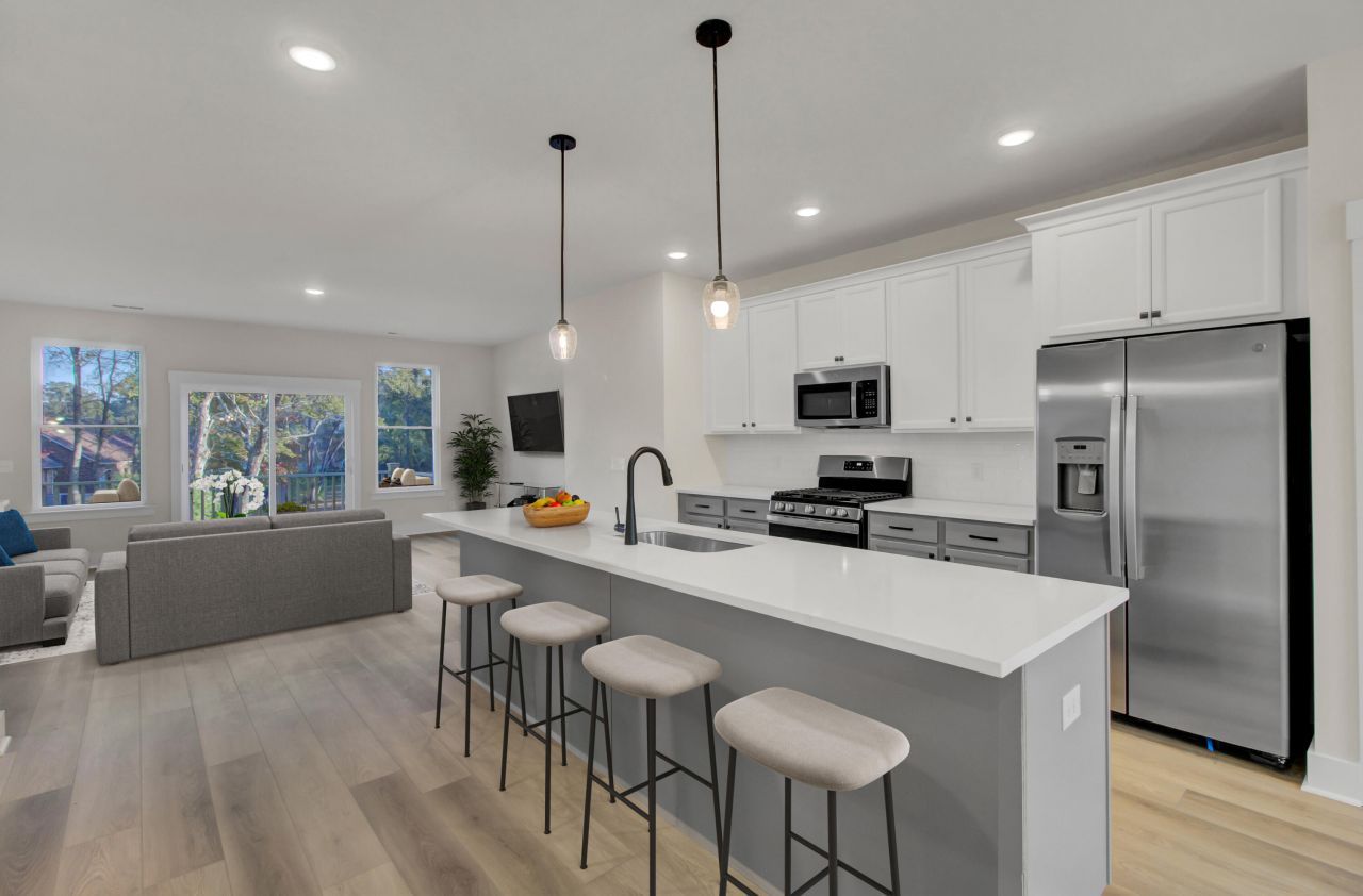 516 Heathwood Way Photo 10