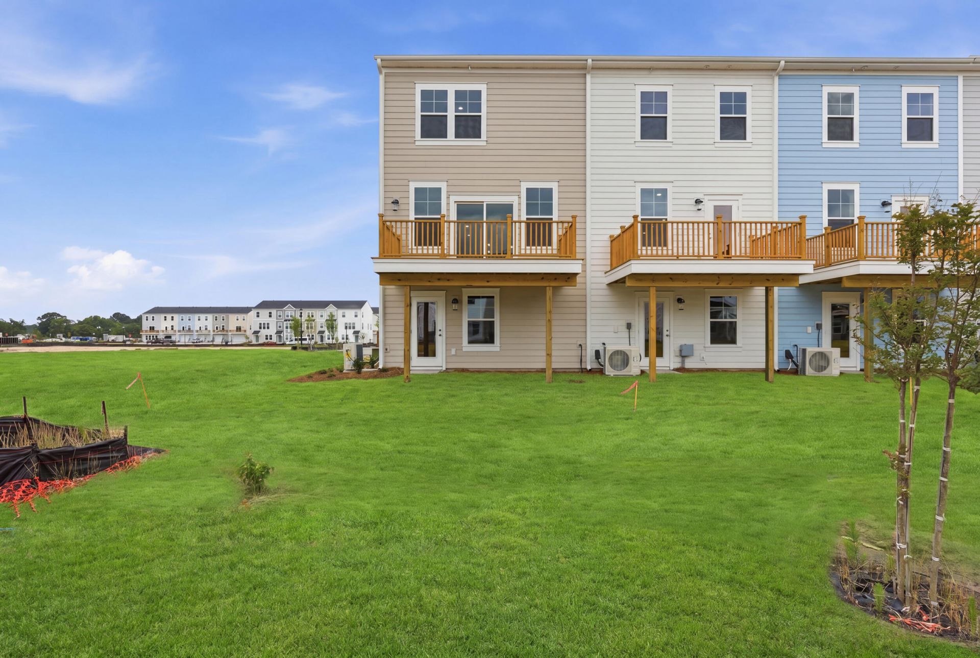 516 Heathwood Way Photo 8
