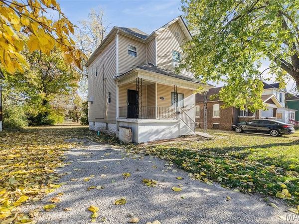 550 N 30th Street, East St Louis, IL 62205