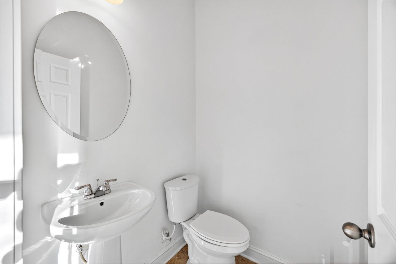 3306 Hartwell Street Photo 24