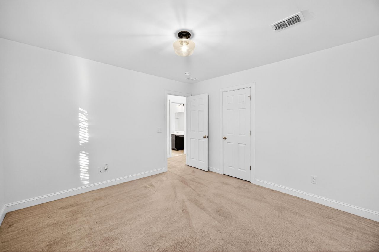 3306 Hartwell Street Photo 43