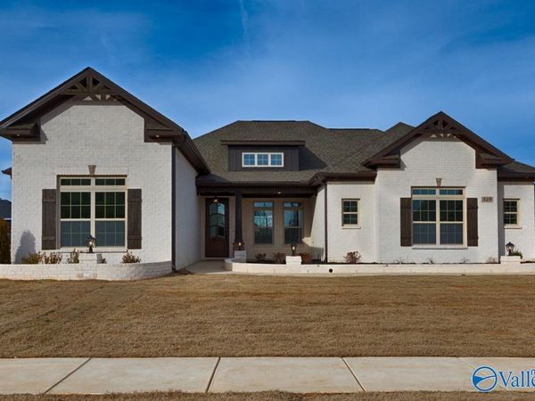 13847 Goff Drive, Athens, AL 35611