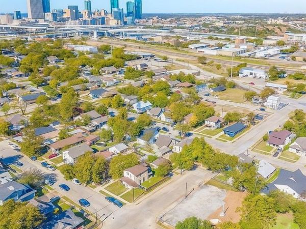 1201 Bessie Street, Fort Worth, TX 76104