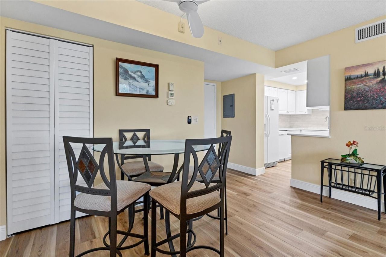 5855 Midnight Pass Road, Unit 420, Sarasota, FL 34242 Photo