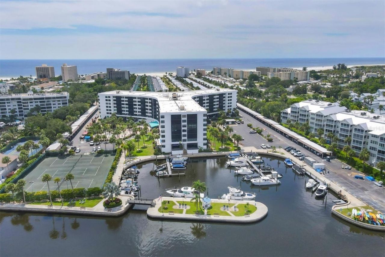 5855 Midnight Pass Road, Unit 420, Sarasota, FL 34242 Photo