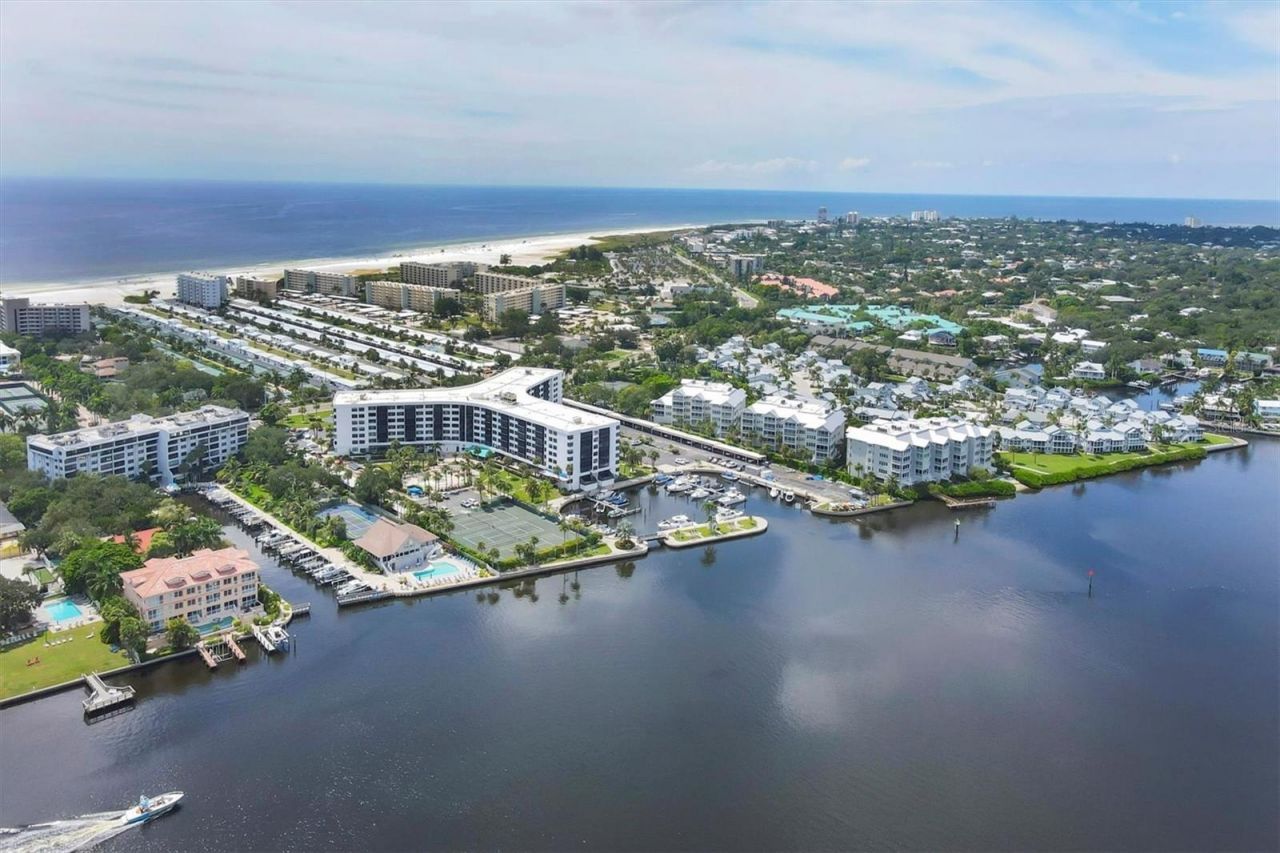 5855 Midnight Pass Road, Unit 420, Sarasota, FL 34242 Photo