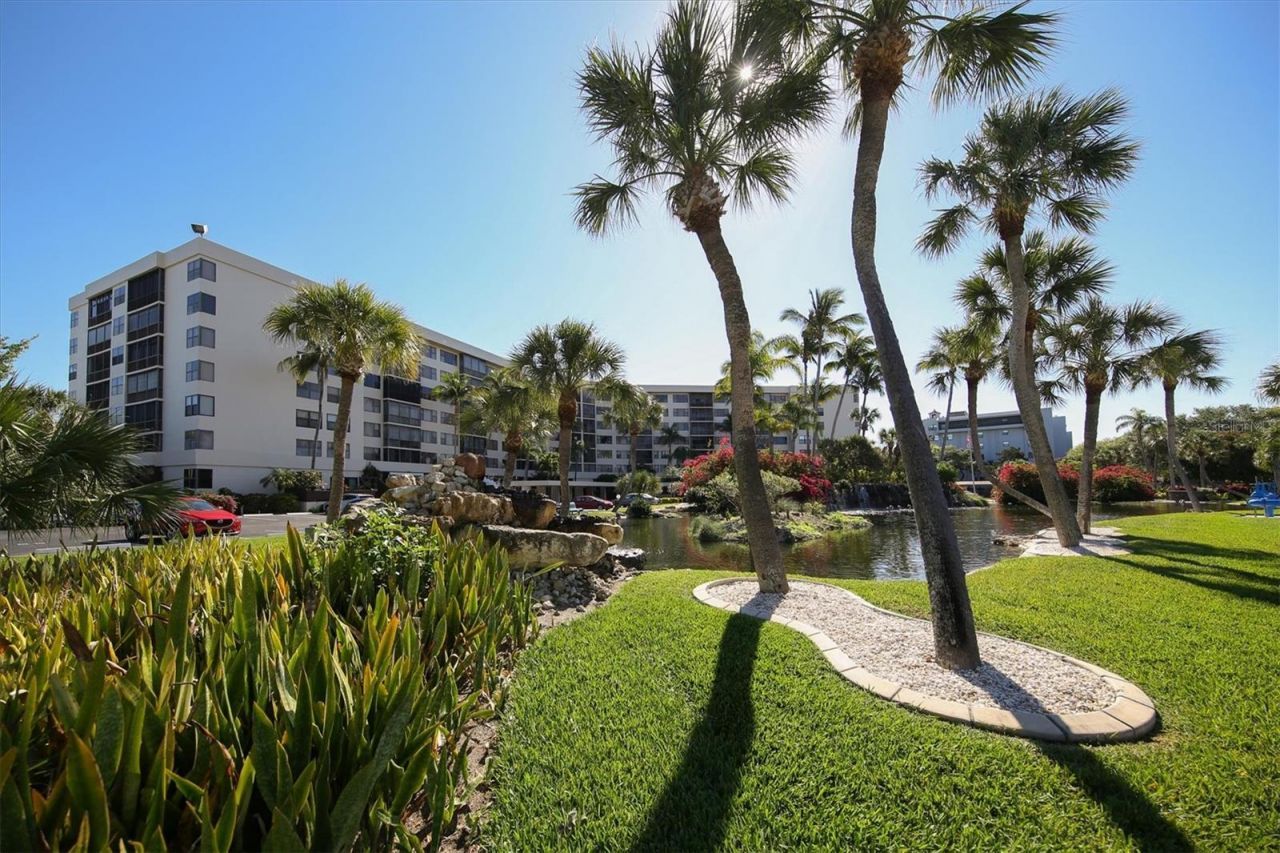 5855 Midnight Pass Road, Unit 420, Sarasota, FL 34242 Photo