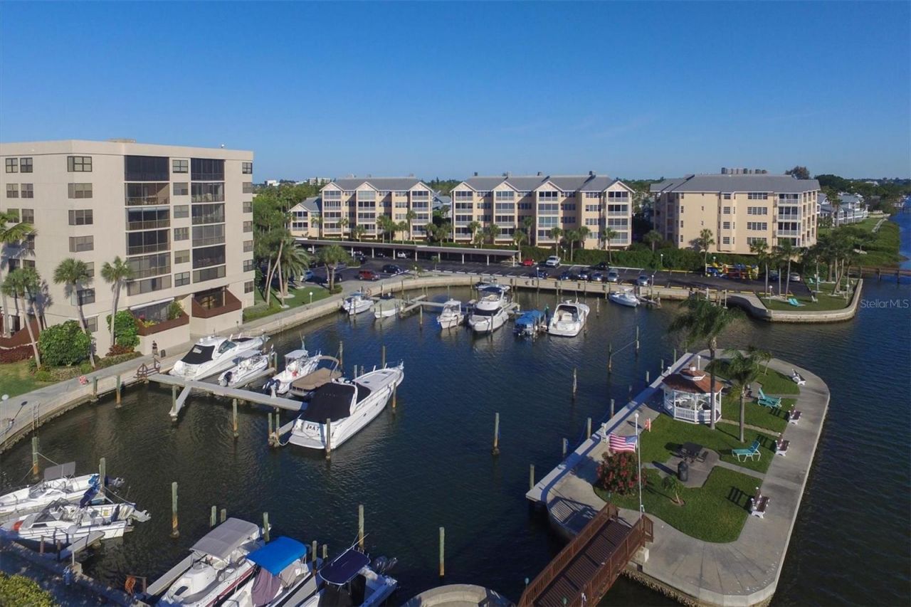 5855 Midnight Pass Road, Unit 420, Sarasota, FL 34242 Photo