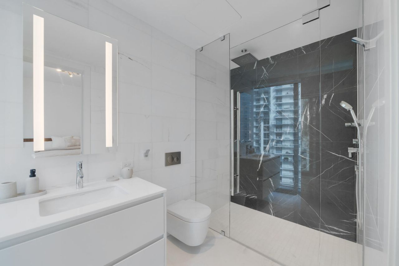 300 Biscayne Boulevard Way, Unit 2004, Miami, FL 33131 Photo