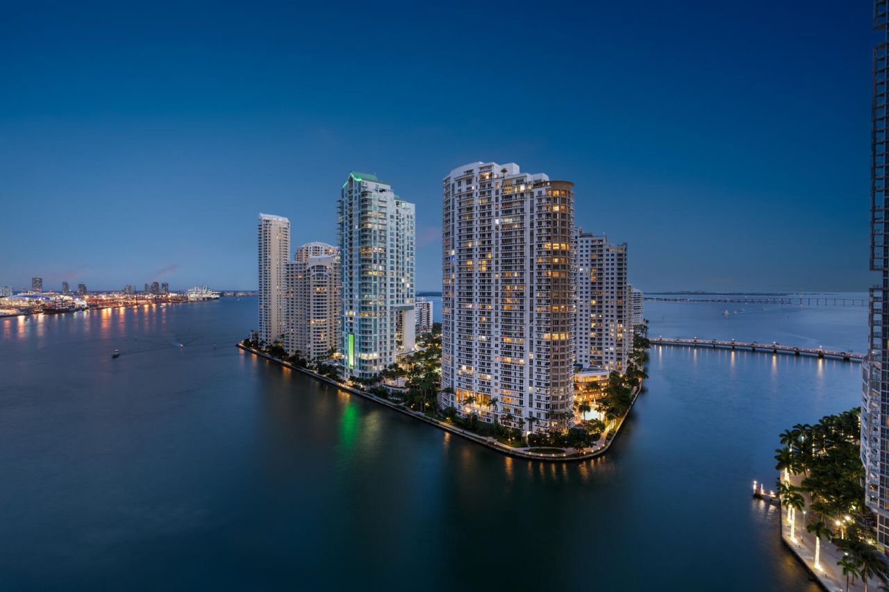 300 Biscayne Boulevard Way, Unit 2004, Miami, FL 33131 Photo