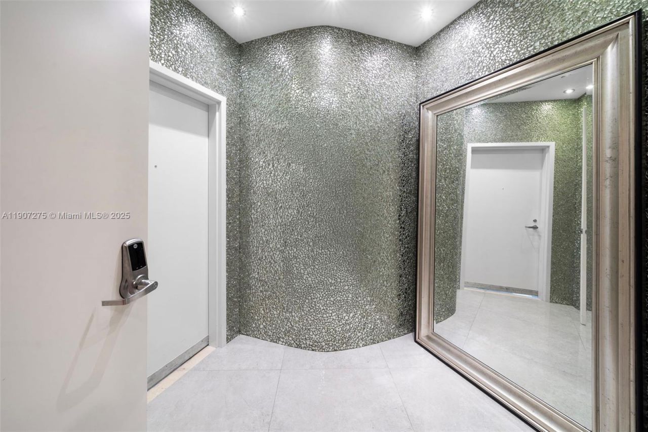 450 Alton Rd, Unit PH 4104, Miami Beach, FL 33139 Photo