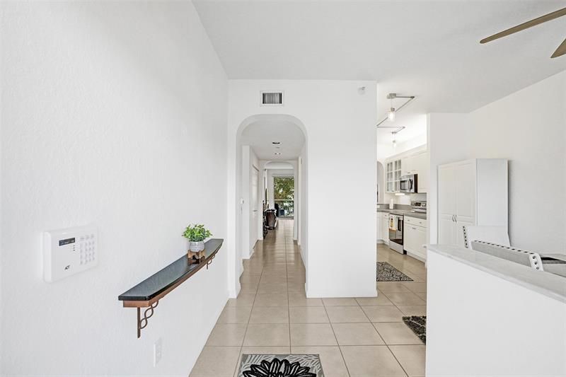 7623 Southampton Terrace, Unit 302, Tamarac, FL 33321 Photo