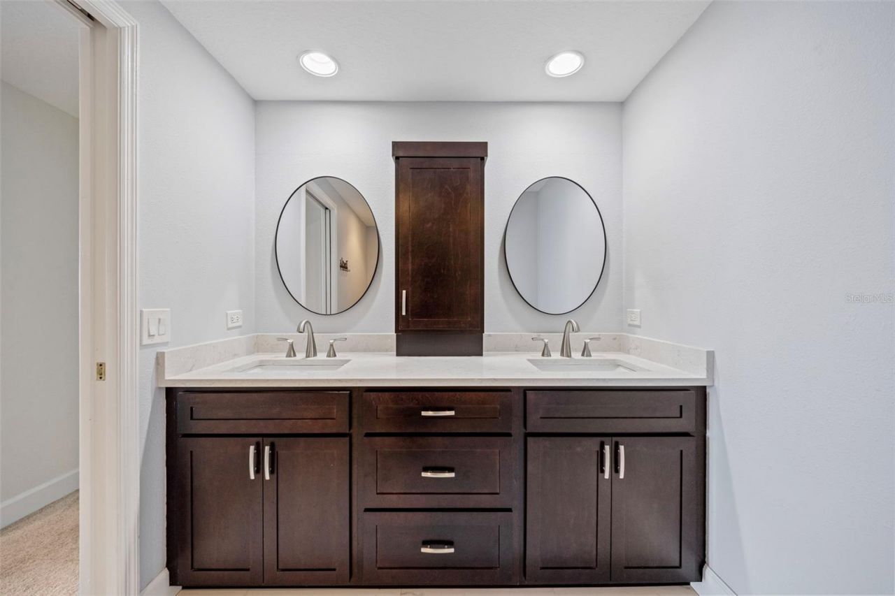 4981 Bacopa Lane S, Unit 302, Saint Petersburg, FL 33715 Photo