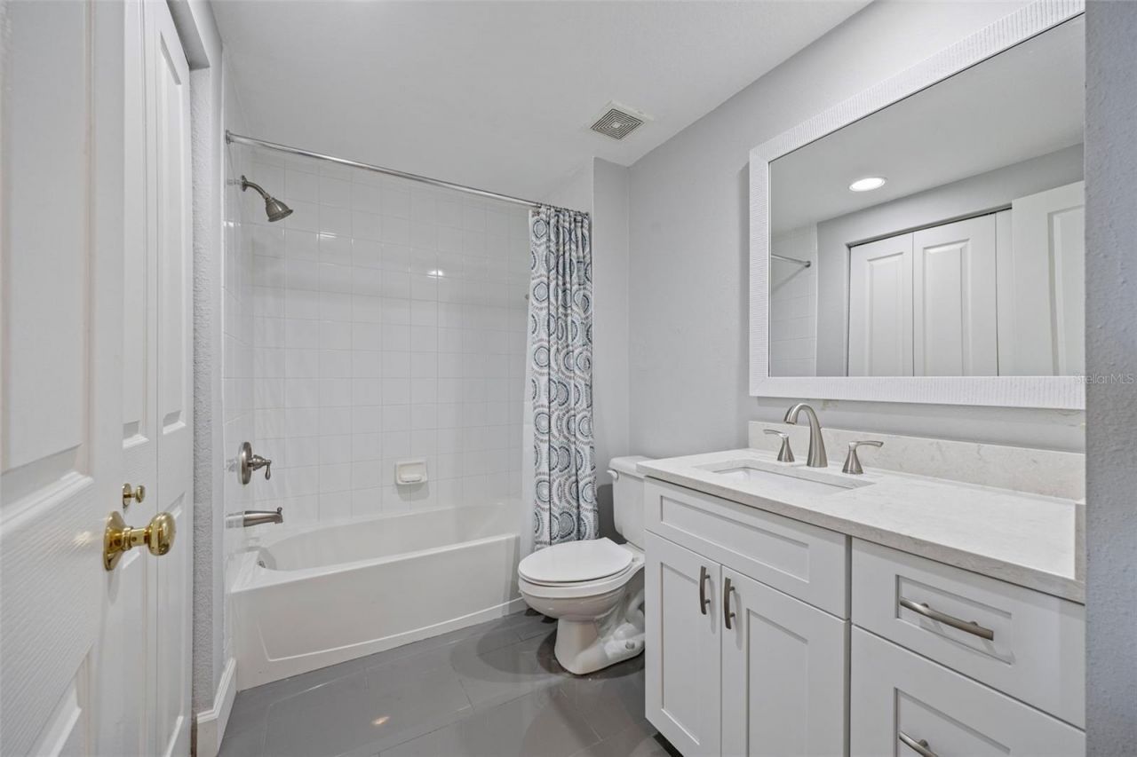 4981 Bacopa Lane S, Unit 302, Saint Petersburg, FL 33715 Photo