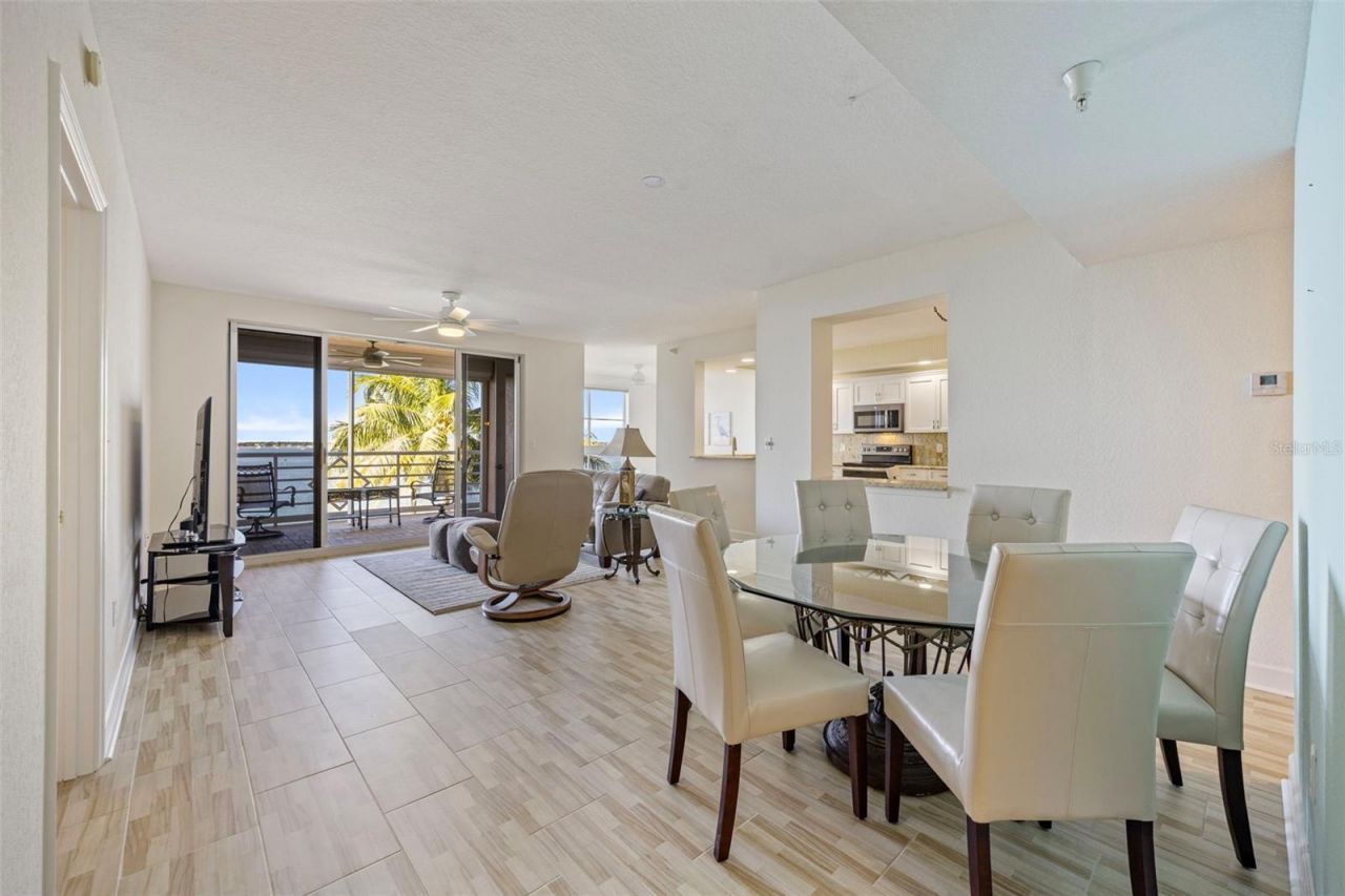 4981 Bacopa Lane S, Unit 302, Saint Petersburg, FL 33715 Photo