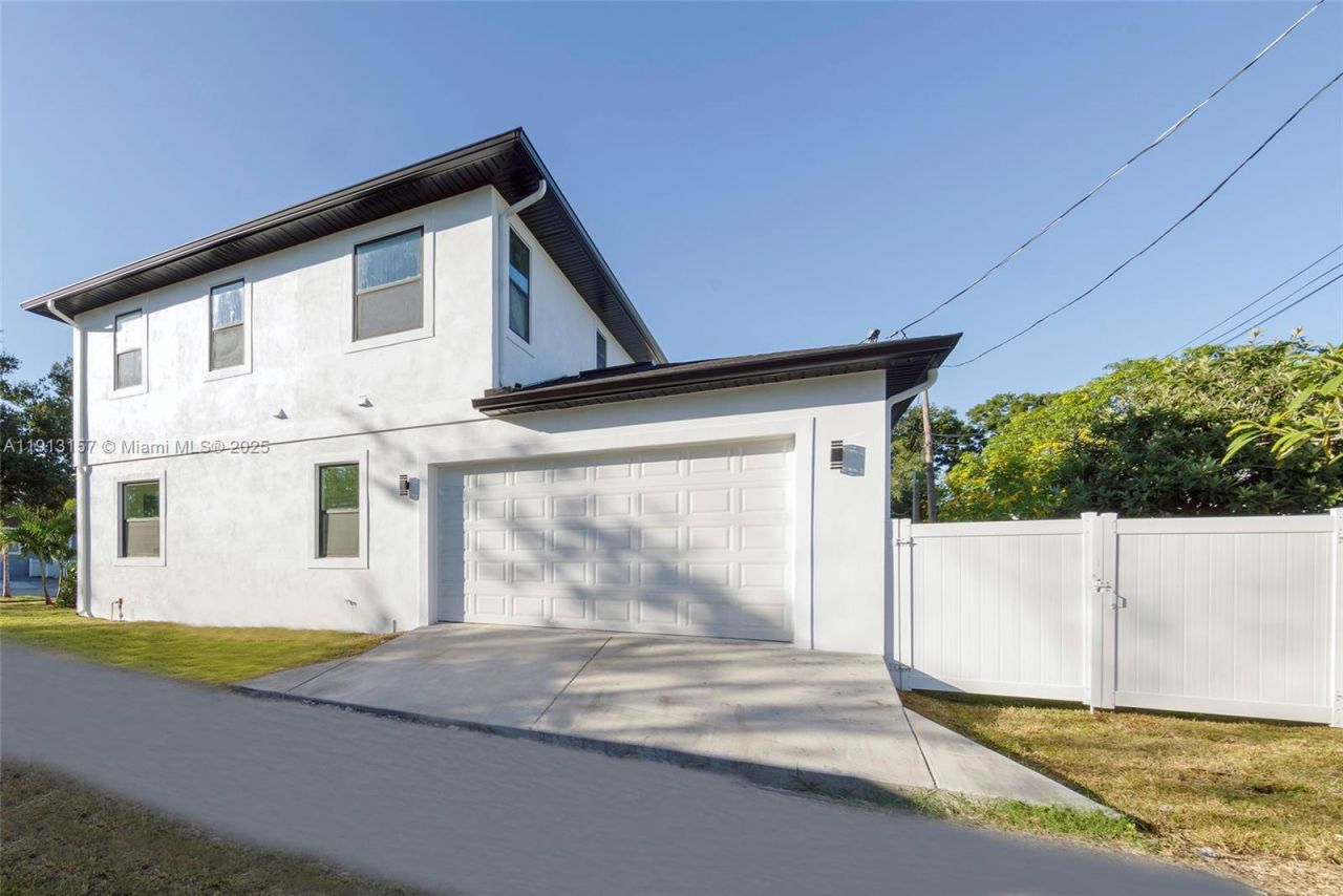 2925 13th St N, Saint Petersburg, FL 33704 Photo