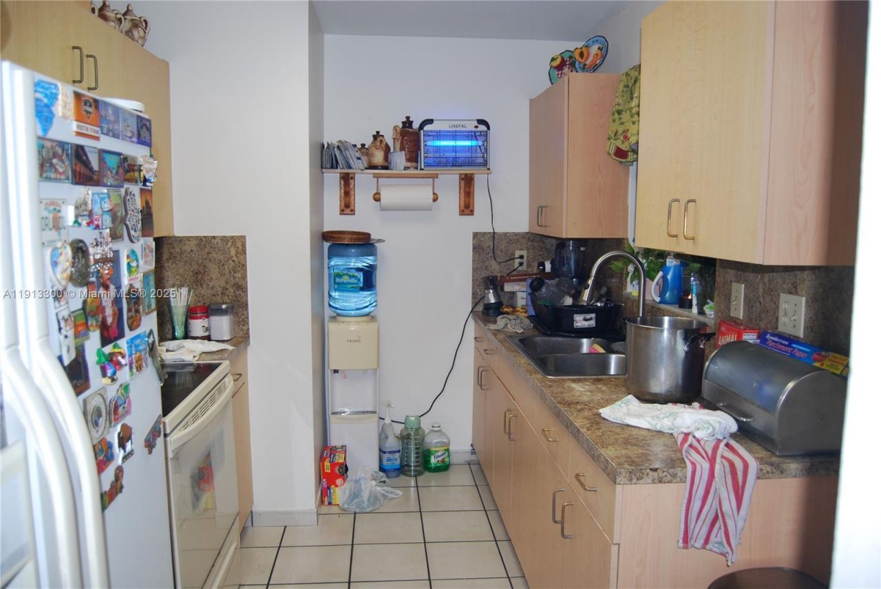 950 SW 13th Ct, Miami, FL 33135 Photo