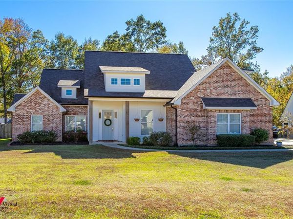 327 Ramsey Drive, Stonewall, LA 71078