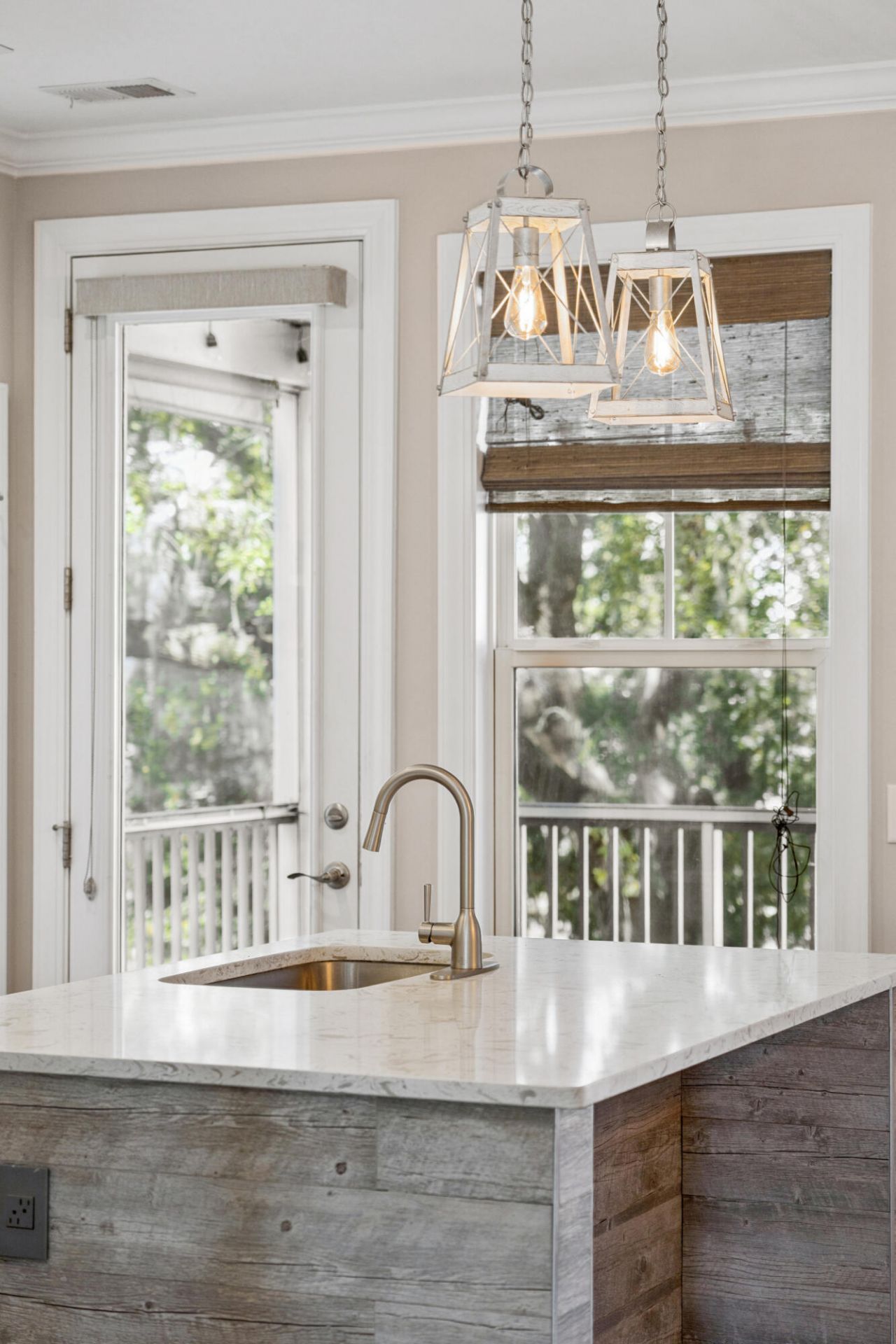 2216 Hamlin Sound Circle Circle Photo 18