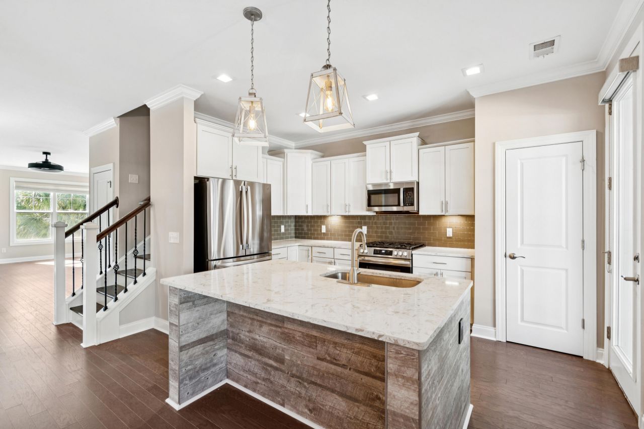 2216 Hamlin Sound Circle Circle Photo 20