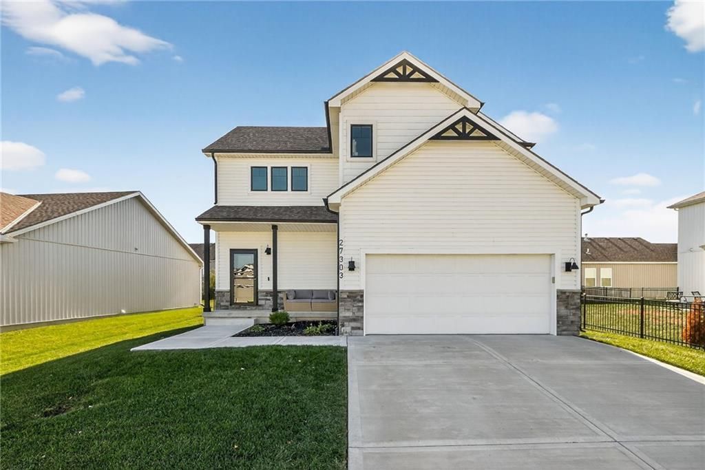 27303 E Sycamore Street, Lake Lotawana, MO 64086 Main Photo