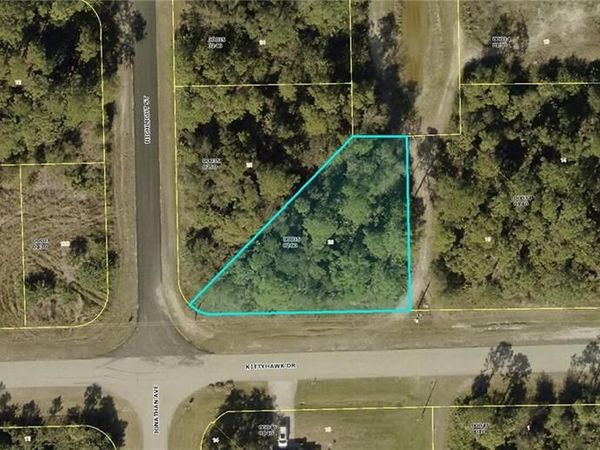 3816 Kittyhawk DR, FORT MYERS, FL 33905