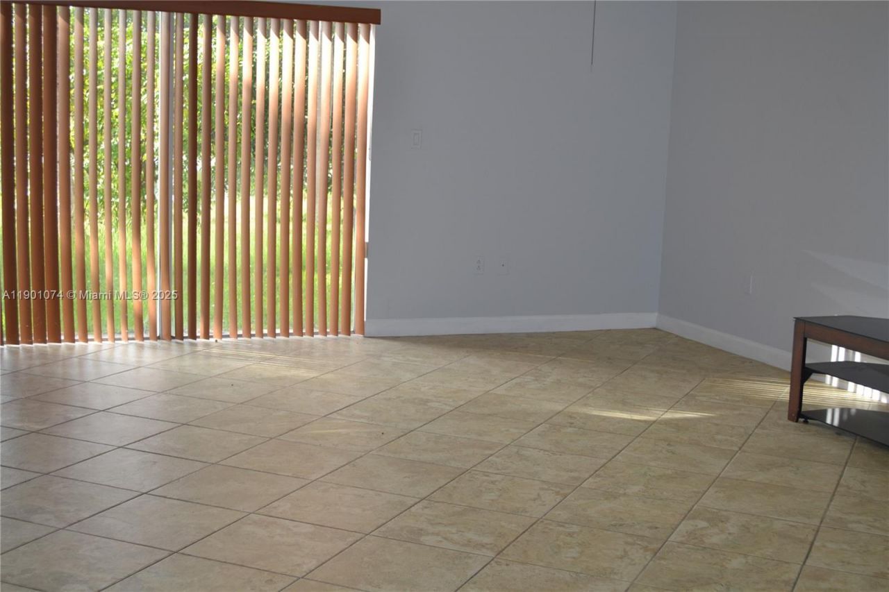 22418 SW 94th Path, Cutler Bay, FL 33190 Photo