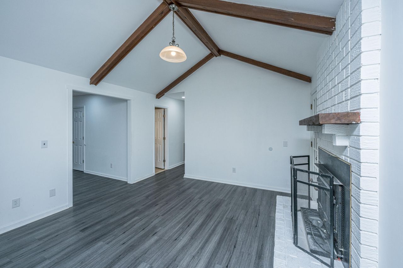 9 Lighthouse Drive Photo 12