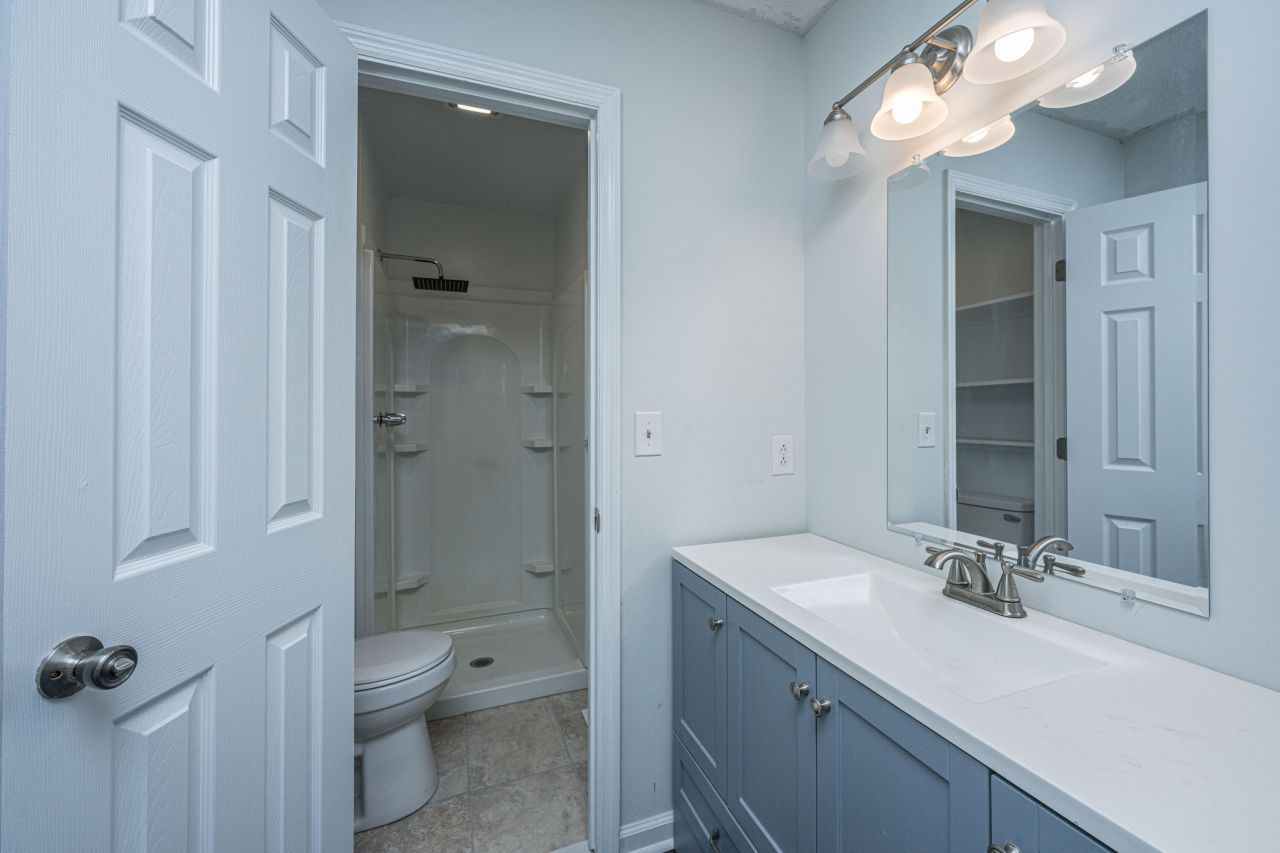 9 Lighthouse Drive Photo 17