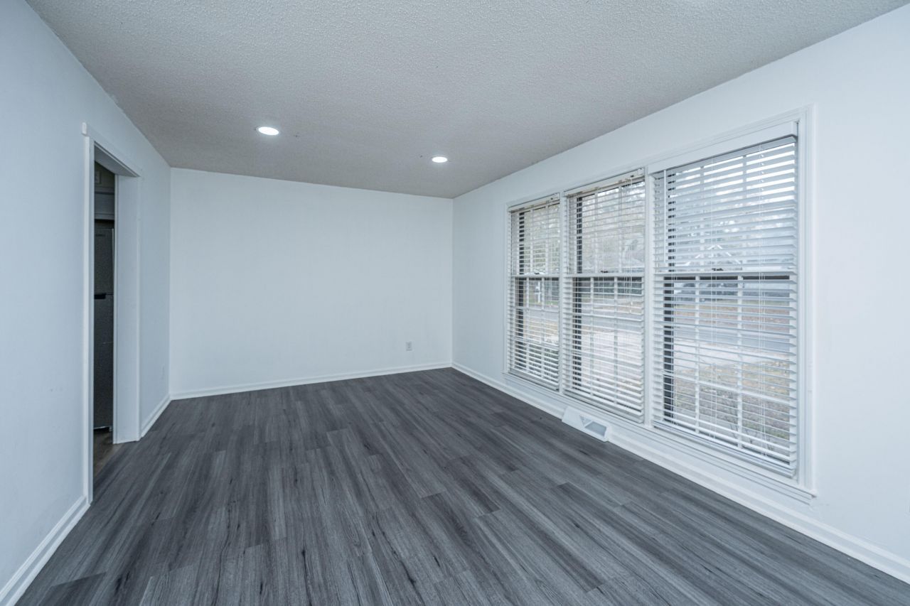 9 Lighthouse Drive Photo 7