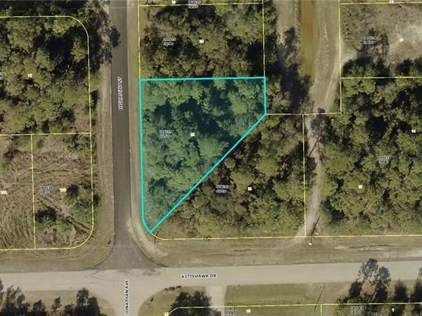 3814 Highlight ST, FORT MYERS, FL 33905