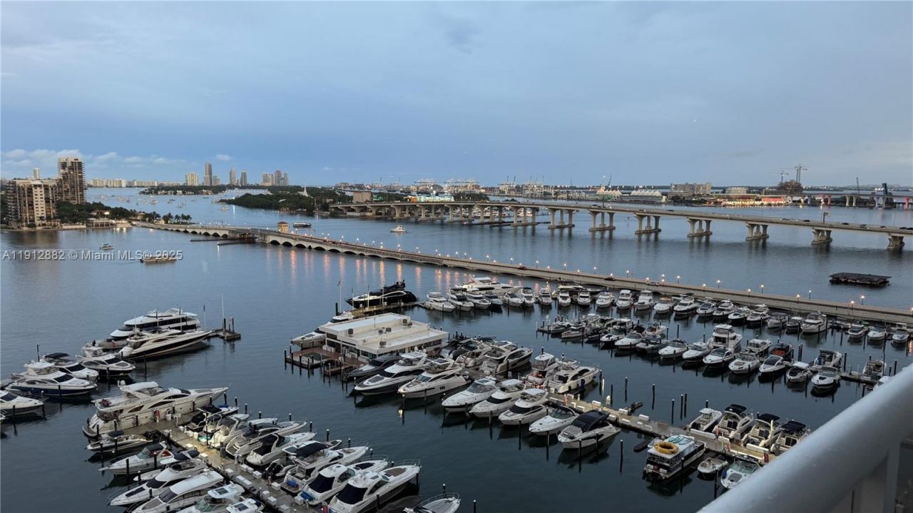 1717 N Bayshore Dr, Unit A-1734, Miami, FL 33132 Photo