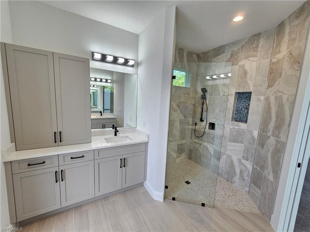 3102 SE 18th Pl, Cape Coral, FL 33904 Photo