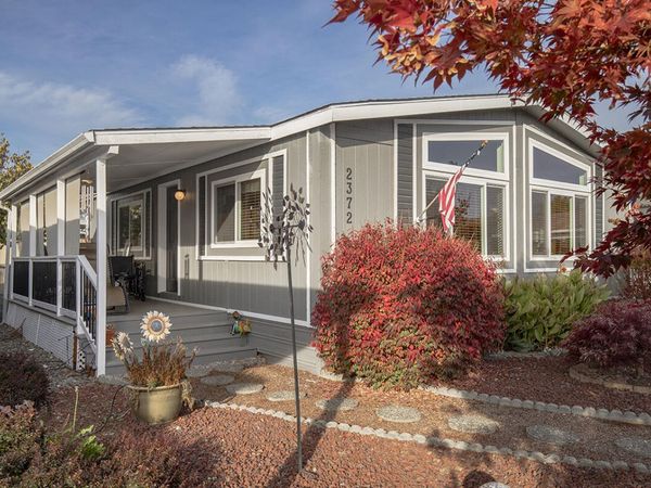 2372 Sequoia Court, Grants Pass, OR 97527