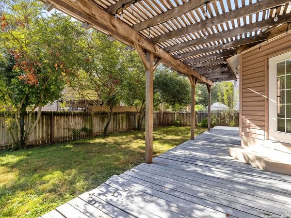 1687 Fir Circle, Schertz, TX 78154