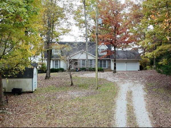 1454 Stage Coach Rd, Sewanee, TN 37375