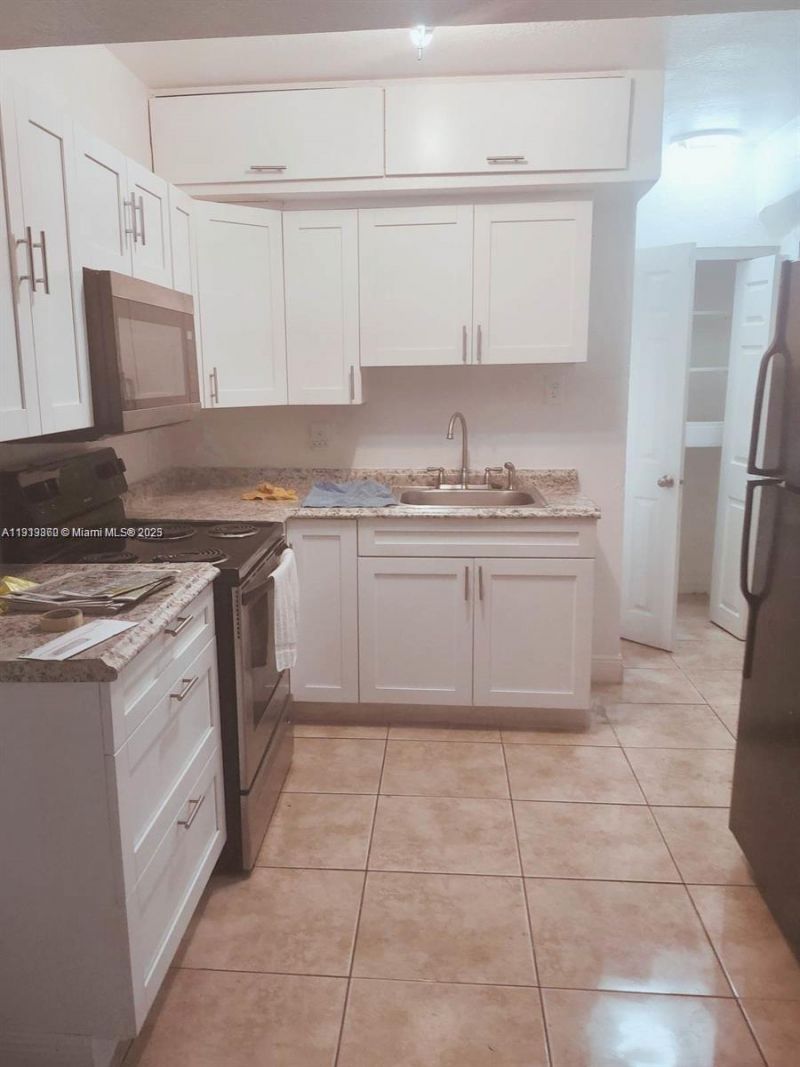 6422 NW 29th Ave, Miami, FL 33147 Photo