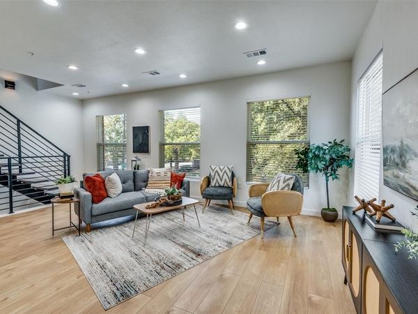 504 S Oconnor Road, Irving, TX 75060