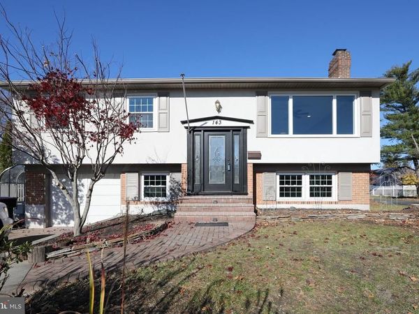 143 FAIRMOUNT AVENUE, BLACKWOOD, NJ 08012