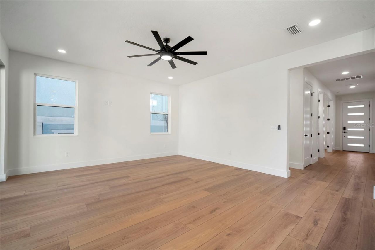 1207 Apollo Beach Boulevard, Apollo Beach, FL 33572 Photo