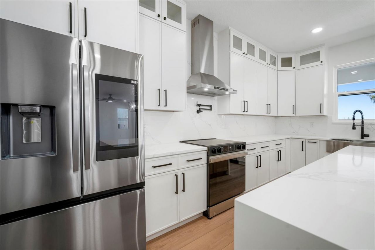 1207 Apollo Beach Boulevard, Apollo Beach, FL 33572 Photo