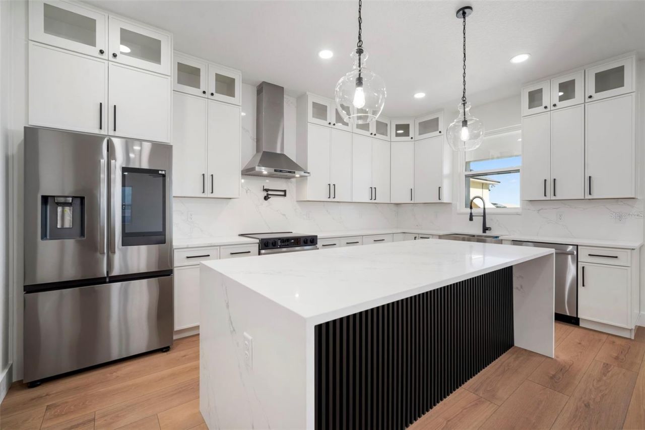 1207 Apollo Beach Boulevard, Apollo Beach, FL 33572 Photo