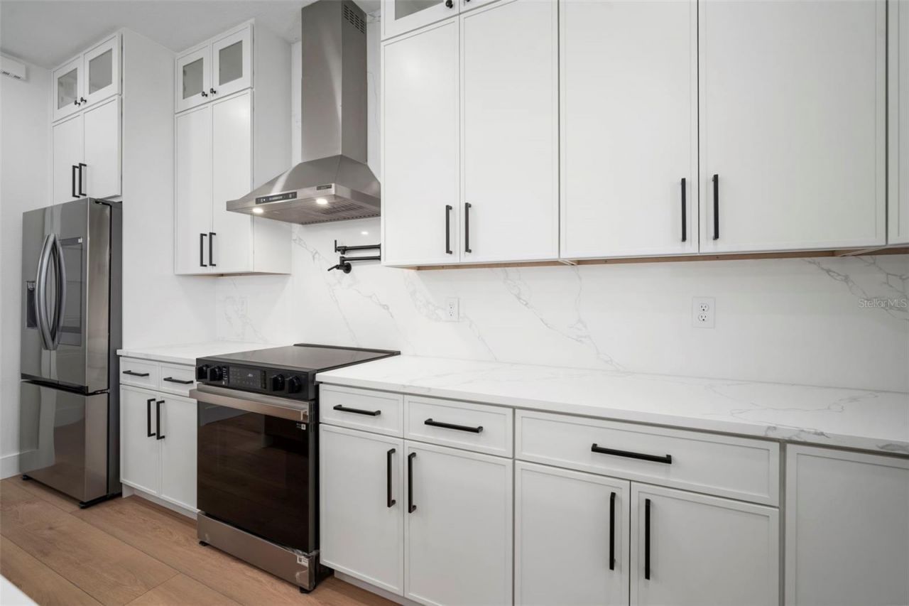 1207 Apollo Beach Boulevard, Apollo Beach, FL 33572 Photo