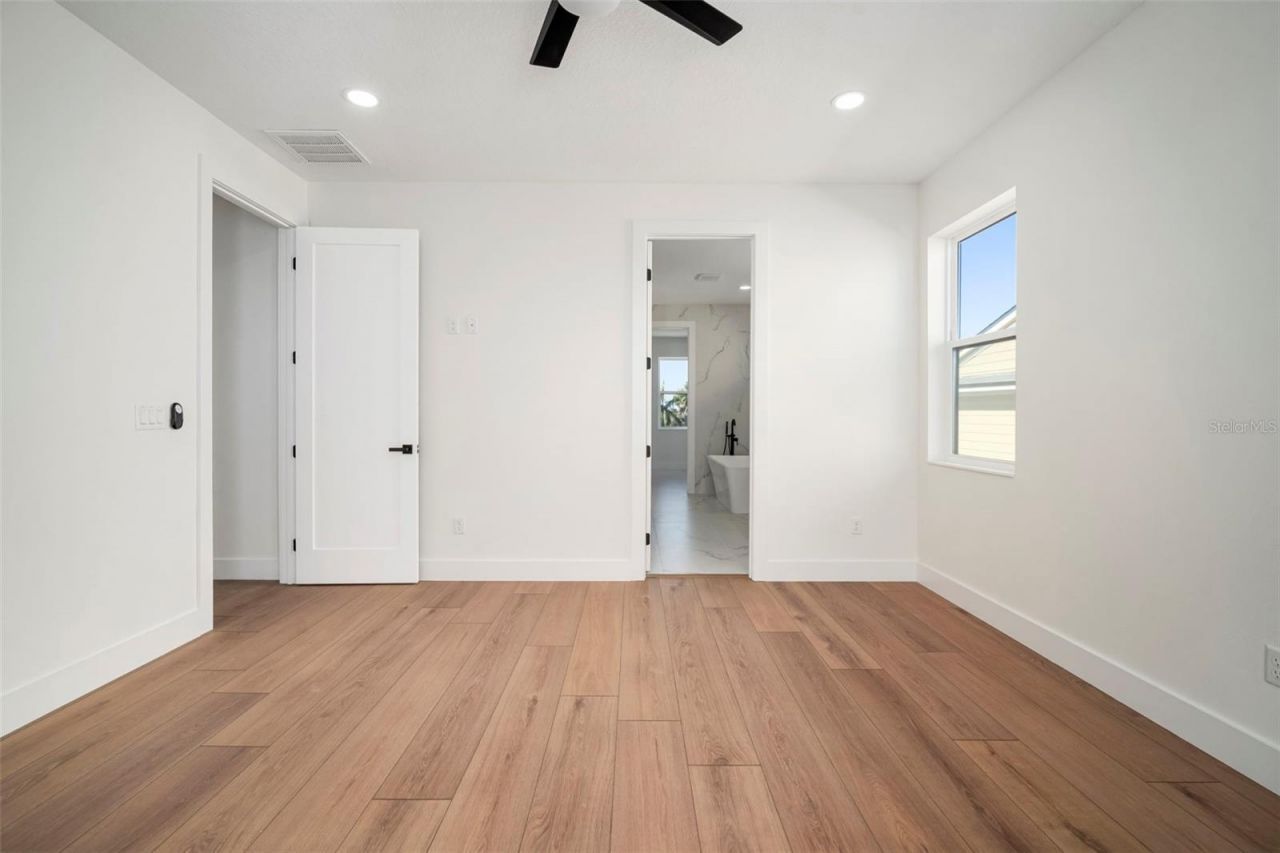 1207 Apollo Beach Boulevard, Apollo Beach, FL 33572 Photo