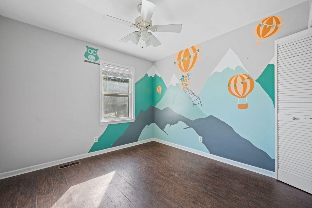 302 Springview Lane Photo 17